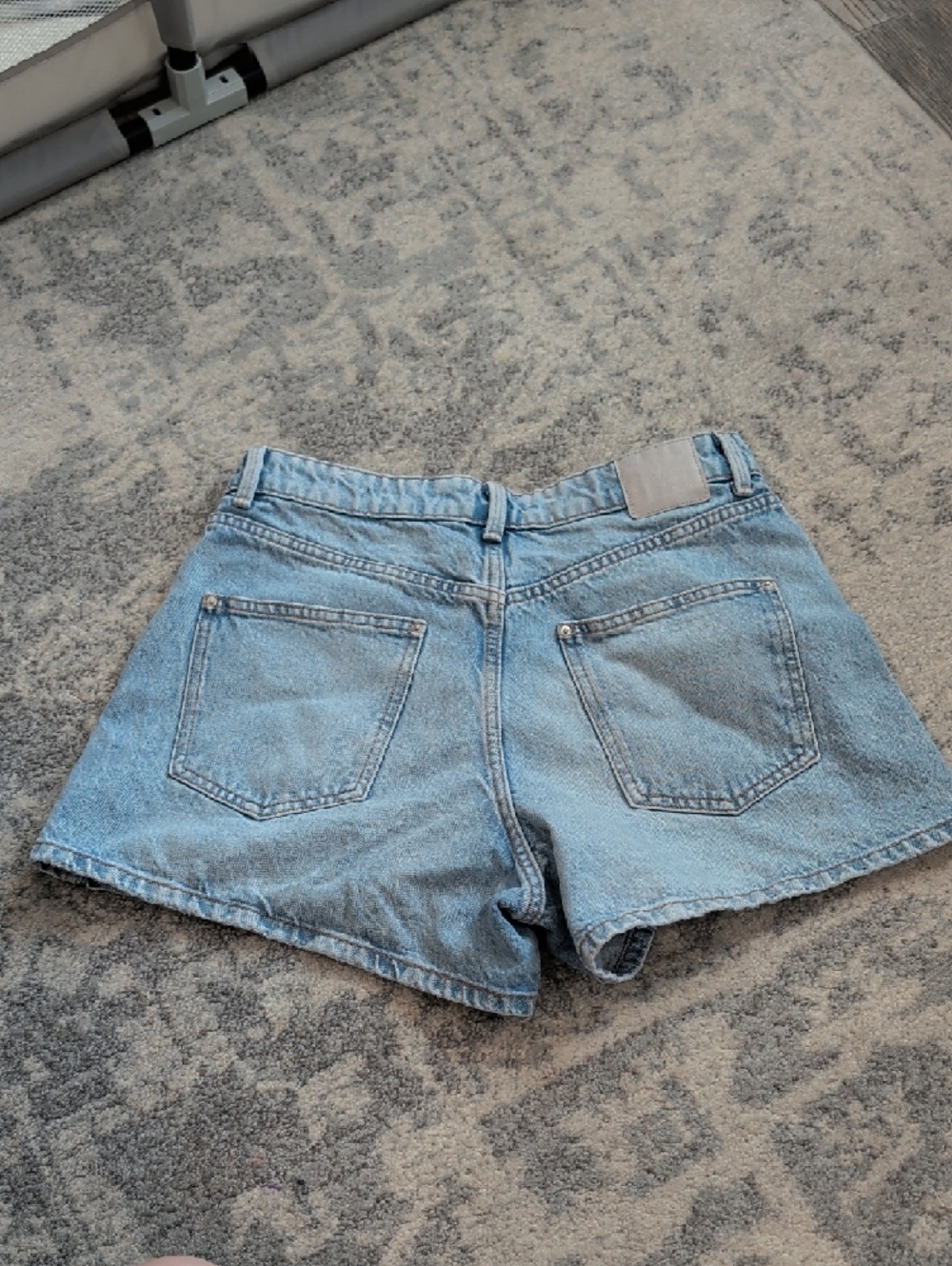 Zara Light Blue Denim Jean Shorts - Picture 4 of 5